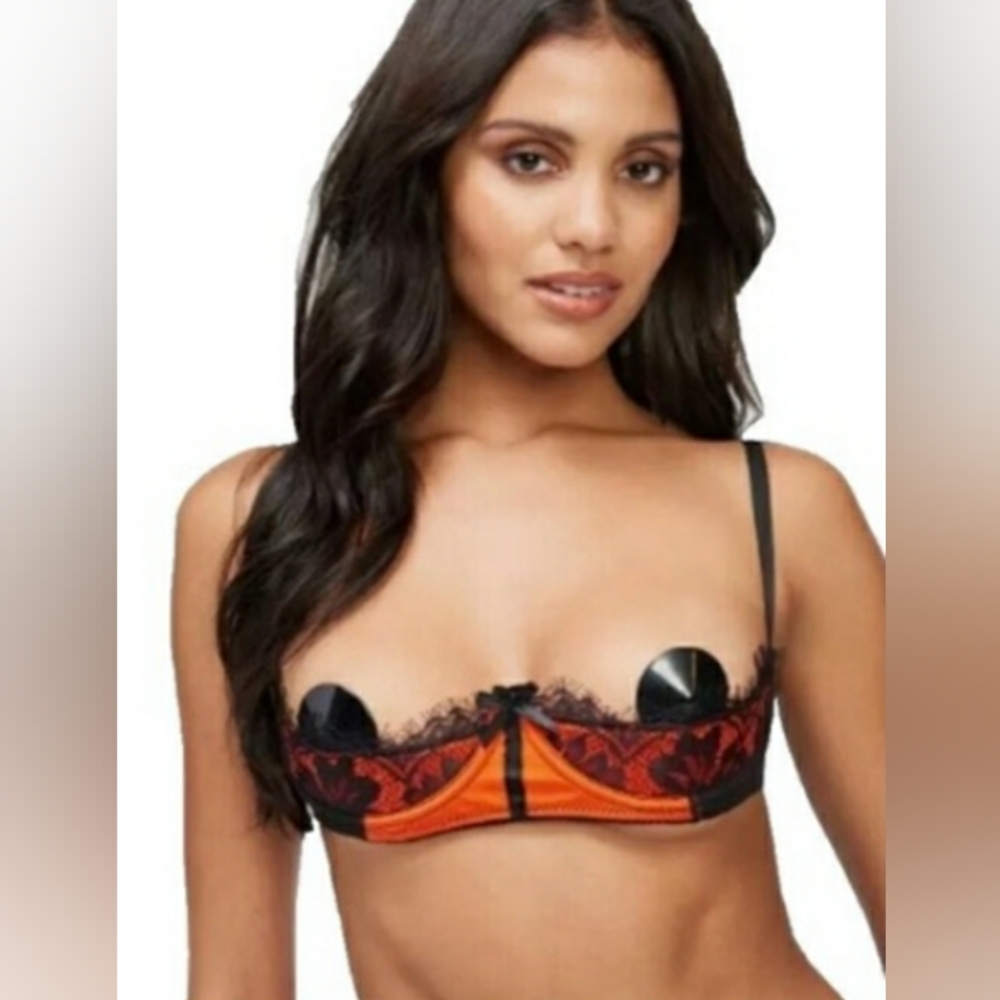 Frederick's of Hollywood Open Cup Bra - Picture 1 of 6